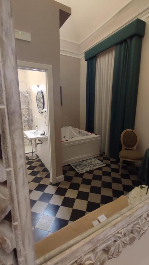 B&B Romeo Luxury Rooms Catania Exterior photo